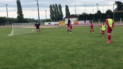 Vidéo 2 du petit match entre nos U9 et Séniors B 30 04 2017