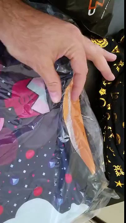 Unboxing: Loot Wear - January 2017