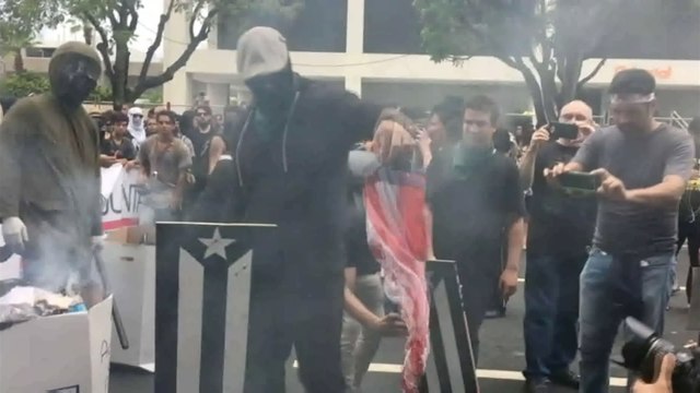 Cinco detenidos y disturbios durante paro general en P.Rico contra los recortes