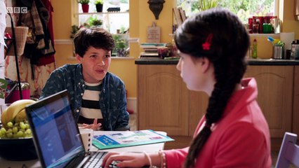 So Awkward, S1E10. Rox My World