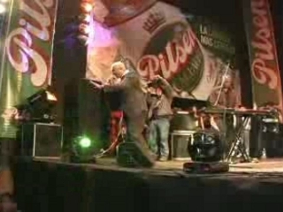 NDR_ni_como_amiga_ni_como_amante