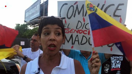 Venezolanos protestan contra Junqueras en Miami II