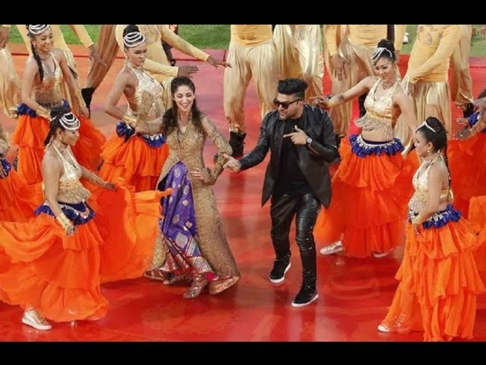 IPL 2017 | Opening Ceremony | Delhi | Yami Gautam | Raftaar