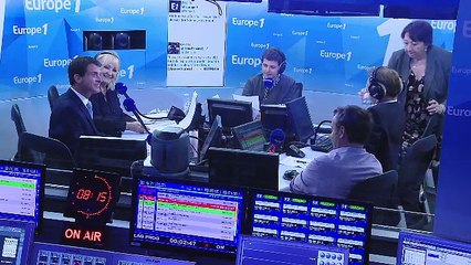 TEASER - François Hollande en pleine préparation de ses cartons !