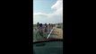 Un cycliste se mange une voiture à l'arret... Choc violent