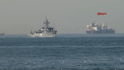 2 Rus Savaş Gemisi Istanbul Boğazı'ndan Geçti