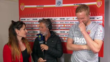 Cette traductrice n'a pas très bien compris le but de son métier !