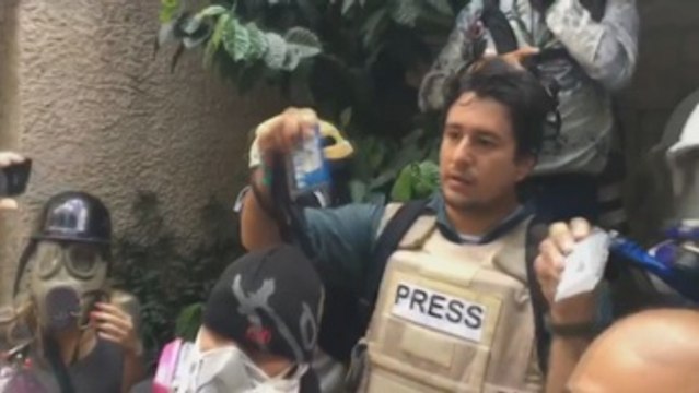 Un periodista de la Agencia EFE agredido durante la marcha opositora en Caracas