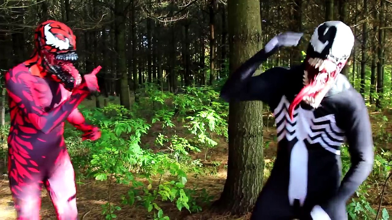 Frozen Elsa TURNS INTO VENOM!!  w/ Spiderman Joker Anna Pink Spidergirl Kid School! Superhero Fun :)