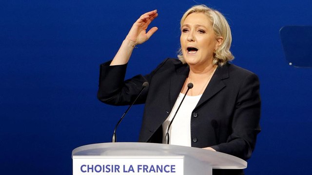 Передвиборчий хід: Марін Ле Пен спіймали на плагіаті