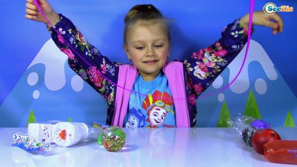 РЕЖЕМ ИГРУШКИ Что Внутри? Писающий Унитаз и Кровавый Глаз - Приколы для детей