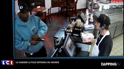 Braquage : un caissier reste très calme alors qu’il est mis en joue (vidéo)