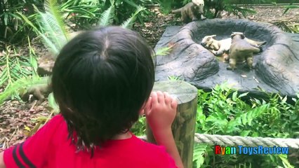 GIANT LIFE SIZE DINOSAUR IN REAL LIFE THEME PARK train ride Family Fun Activities for Chil