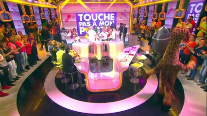 Cyril Hanouna : Patrick Sébastien chante « La Fiesta » à ses côtés dans TPMP