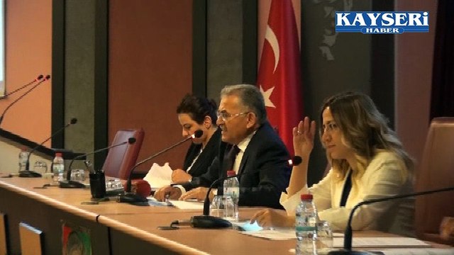 (2 MAYIS 2017) MELİKGAZİ BELEDİYESİ MAYIS AYI MECLİSİNDE, YATIRIM VE HİZMET ÖN PLANDA