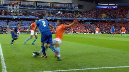 الشوط الاول مباراة هولندا و ايطاليا 2-0 كاس اوروبا 2008