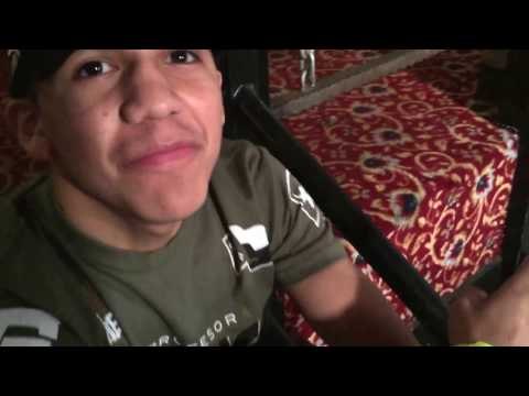 Joshua Franco and Bam Rodriguez in locker room before the fights - EsNews boxing