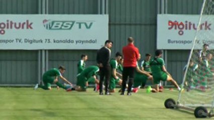 Adnan Örnek Bursaspor'da Ilk Antrenmanına Çıktı