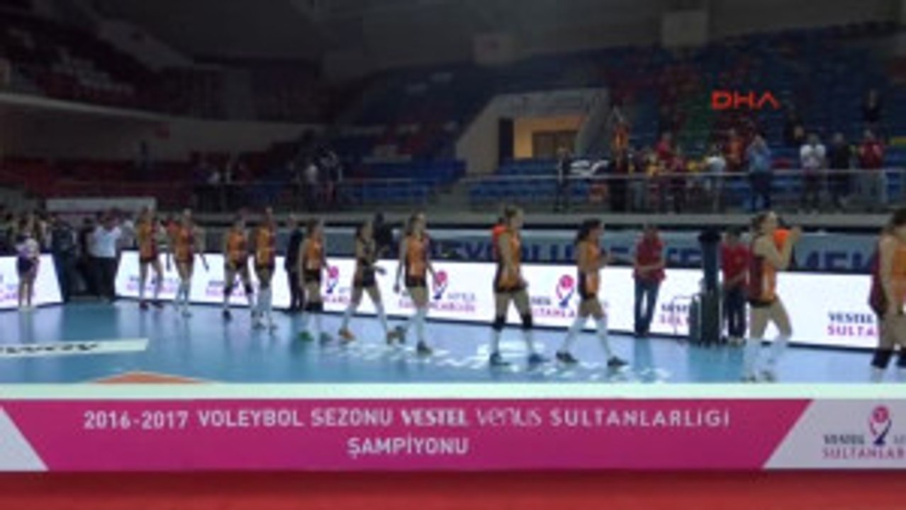 Şampiyon Fenerbahçe Kupayı Kaldırdı - 2