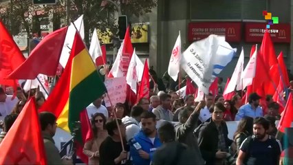 May Day in Chile Ends in Clashes