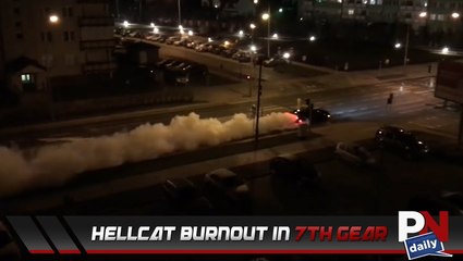 A Hellcat Driver Takes His Burnout Through 7th Gear!