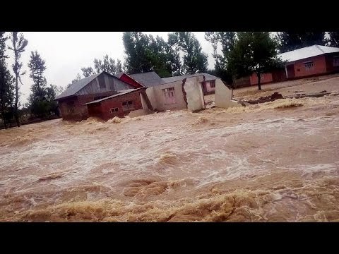 Amarnath Yatra suspended due to Cloudburst in Kashmir