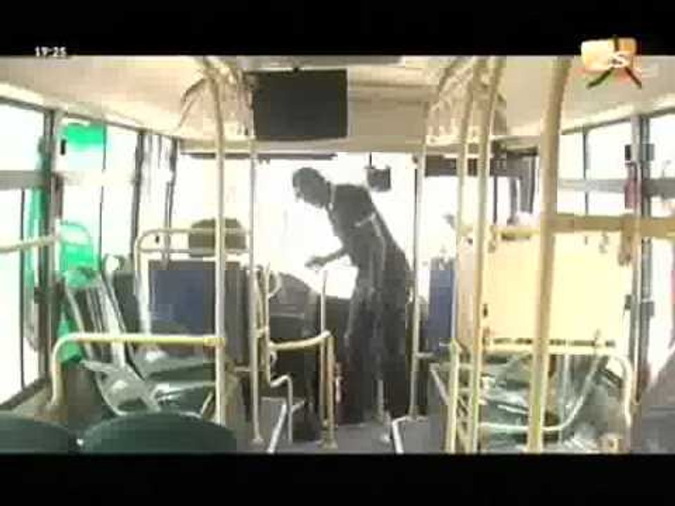 SEN BUS fait un Don de bus à la FSB - Xibaar Yi Soir - 19 Mai 2012