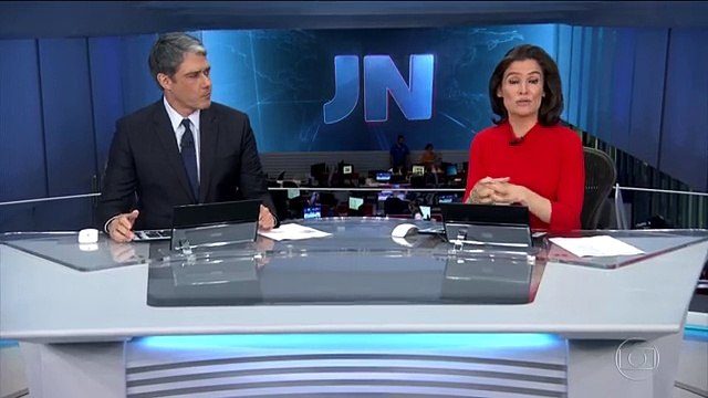 Cerca de 500 agentes penitenciários invadem Ministério da Justiça