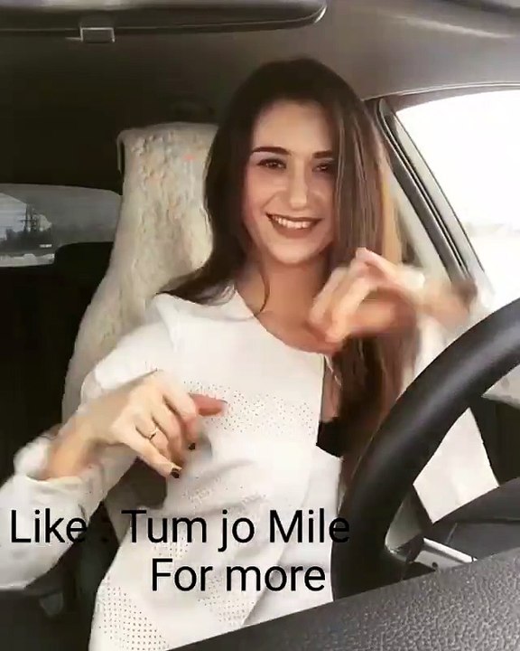 girl dance in car watching video in dailymotion