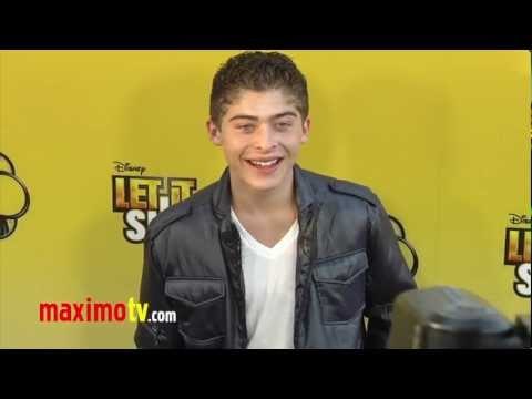 Ryan Ochoa Let It Shine Premiere Arrivals - Maximo TV Red Carpet Video