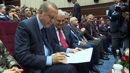 Cumhurbaşkanı Erdoğan AK Parti’ye Resmen Üye Oldu