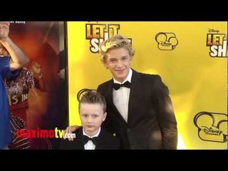Cody Simpson and Tom Simpson "Let It Shine" Premiere - Maximo TV Red Carpet Video