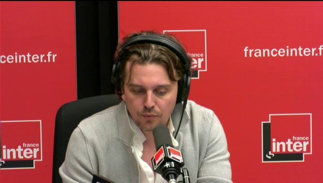 Les lunettes-sourcils de Fillon - Si tu écoutes le sketch