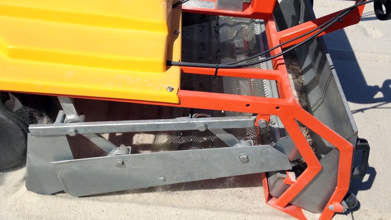 Entretien terrain de Beach Volley