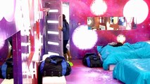 Ika goes back to pink room to hug & kiss Demetres 5/3