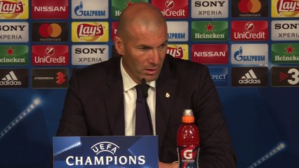 Le Real Madrid bat l'Atletico 3-0, 3 buts de Ronaldo