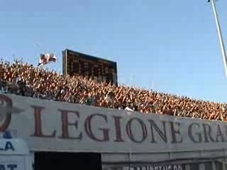 Galeria canta 'Ale Ale Rapid' (Rapid - Nurnberg 2-2)