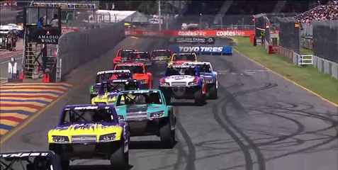 2017 Clipsal 500 Race 3 Highlights Stadium SUPER Trucks