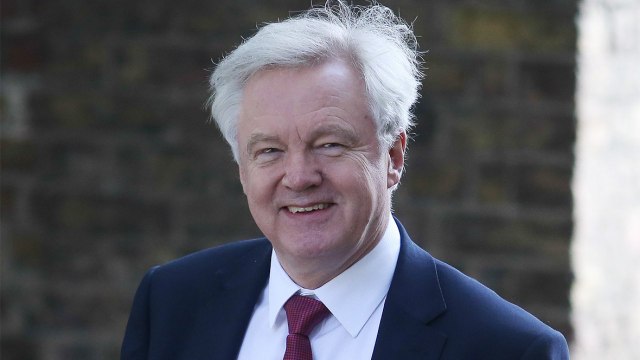 David Davis says UK will not be paying £100bn Brexit divorce bill