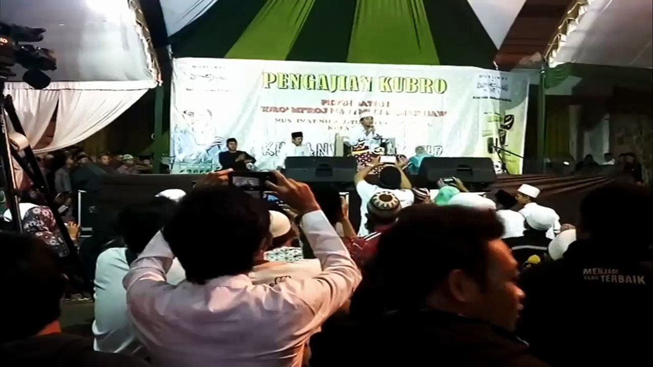 Ceramah KH Anwar Zahid PENGAJIAN KUBRO di Bandar Kidul Kota Kediri Part 1 of 2