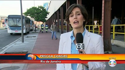 Rio amanhece com menos ônibus e a população traumatizada com ataques