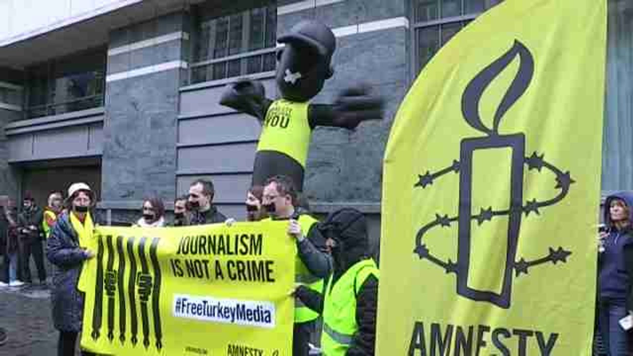 Activistas y periodistas exigen a UE presión a Turquía por libertad de prensa