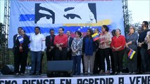 Canciller defiende democracia venezolana y critica a Colombia