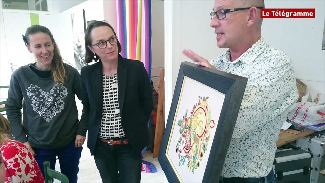 Quimper. Des étudiants américains à l'école de Broderie de Pascal Jaouen