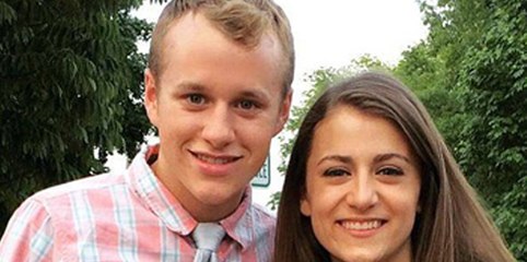 Josiah’s Ex-Girlfriend Has Written A Book & She's Not Holding Back About Their Split