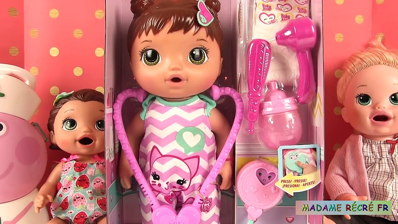Poupée Baby Alive - Boit, Fait Pipi, Rot, Régurgite Sur Lingette Qui Change De Couleur - Hasbro