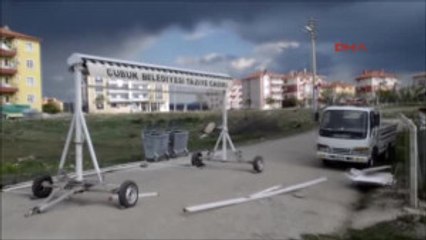 Ankara Devrilen Traktörün Altında Kalan 4 Çocuk Babası Can Verdi