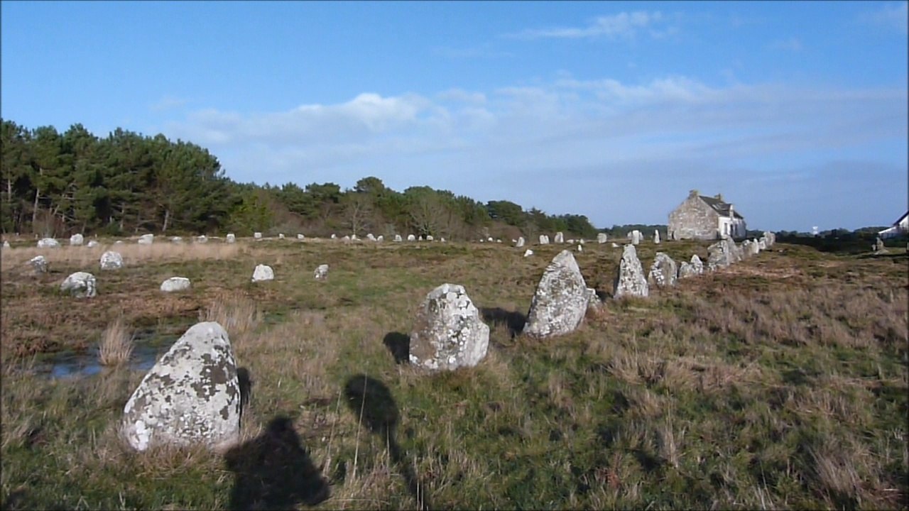 ALIGNEMENTS DE CARNAC (menhirs, dolmens). Janvier 2014