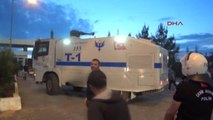 Şanlıurfa'da Maç Sonrası Polise Taş Atan Gruba Müdahale