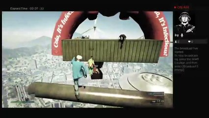 Megaslart just joined party but i was game chat sad (24)